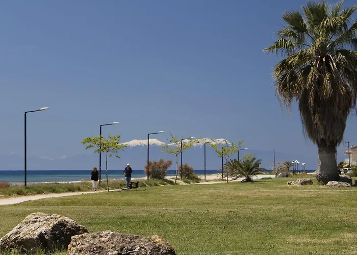 בית נופש Studioareticom Anogio With Private Veranda In Front Of The Lovely Sea For Rent In Chalkidiki Greece Plagiastudioseu